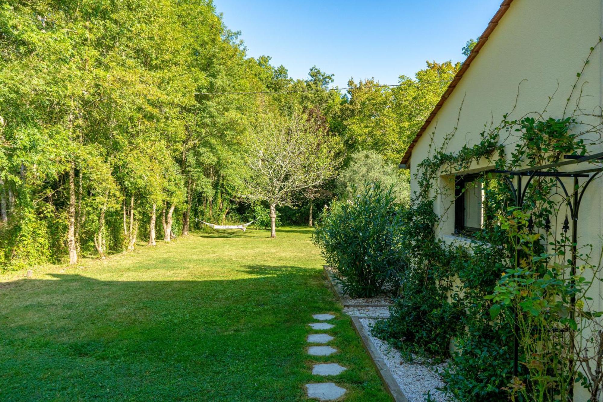 Le Bon Ami Vila Fronsac  Exterior foto